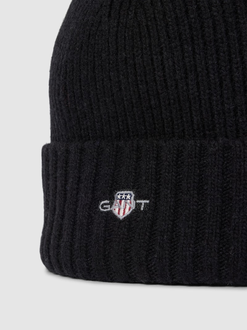 Beanie in Strick-Optik in schwarz