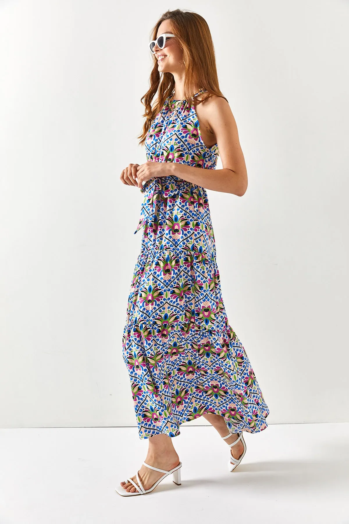 Olalook  Saks Blue Powder Neckholder-Kleid aus gewebtem Viscon mit Gürtel und Gürtel ELB-19001548 für Damen