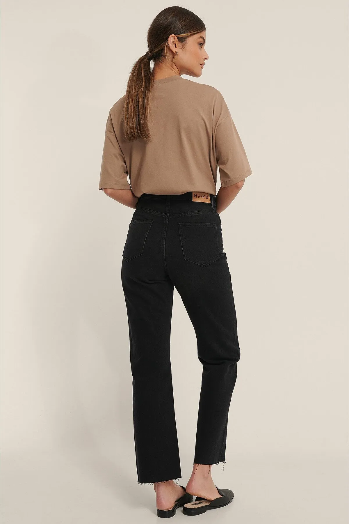 NA-KD  Jeans - Schwarz - Straight