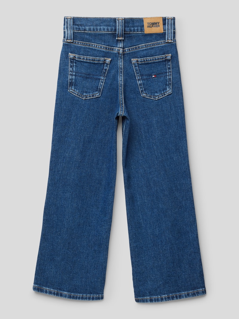 Jeans mit Label-Detail in blau