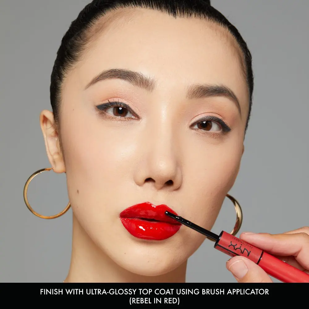 NYX Shine Loud кармин са двоструким завршетком, нијанса Rebel у црвеној боји