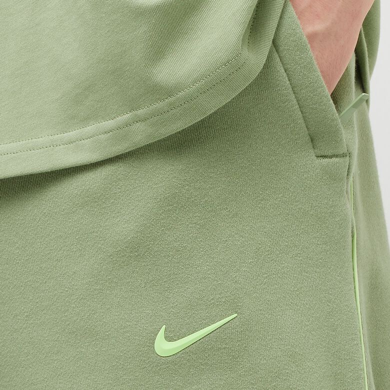 NIKE x Nocta NRG Cardinal Stock Pant Fleece oil green/(lt liquid lime)