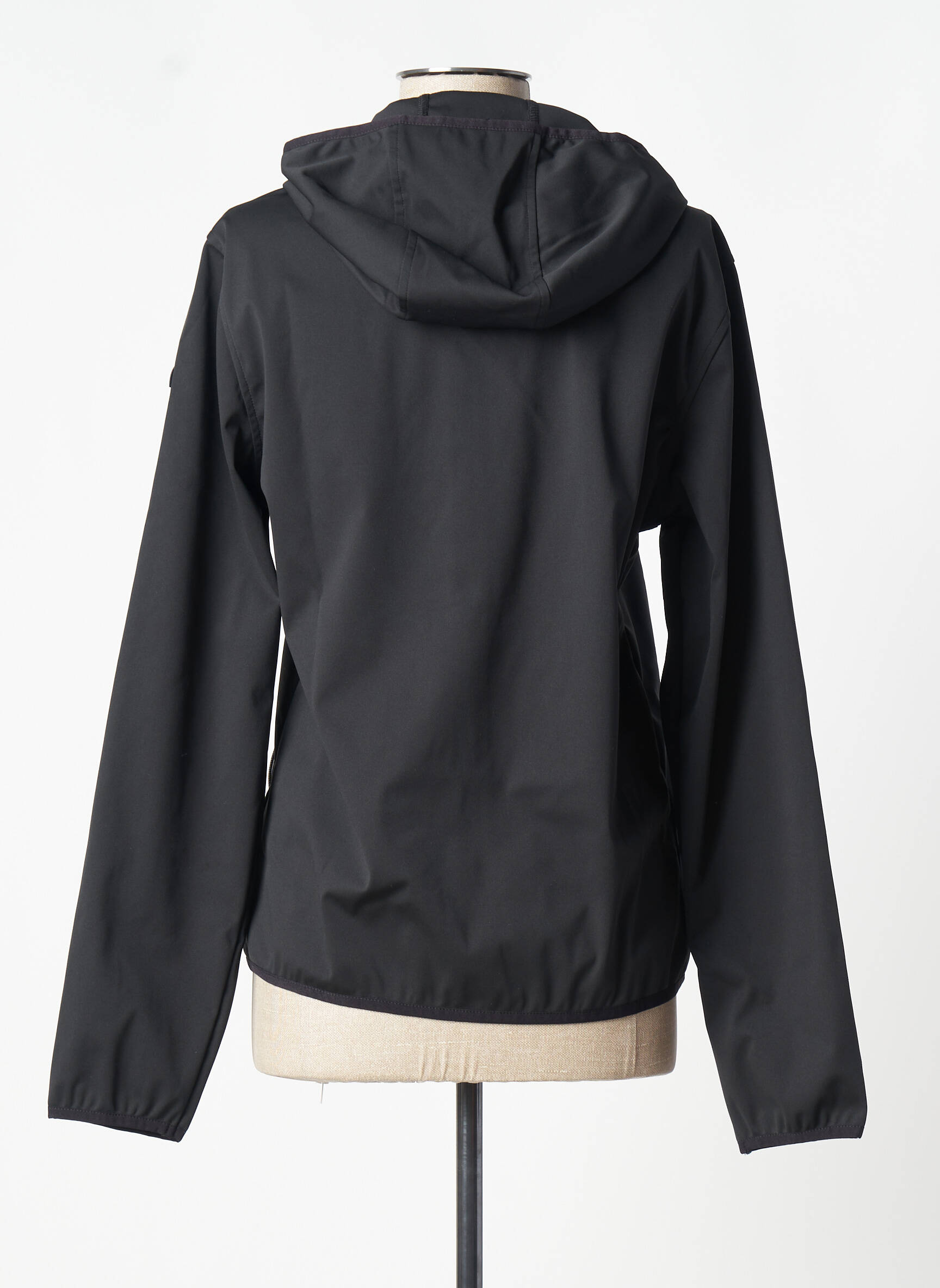 Edween Pearson Coupe Vents Femme couleur noir