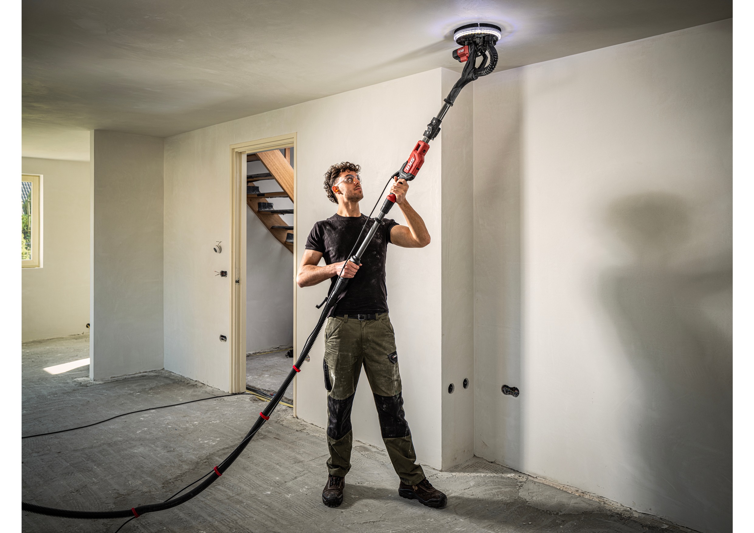 SKIL SR1E7521DA Væg- og loftsliber 750W 225 mm i taske