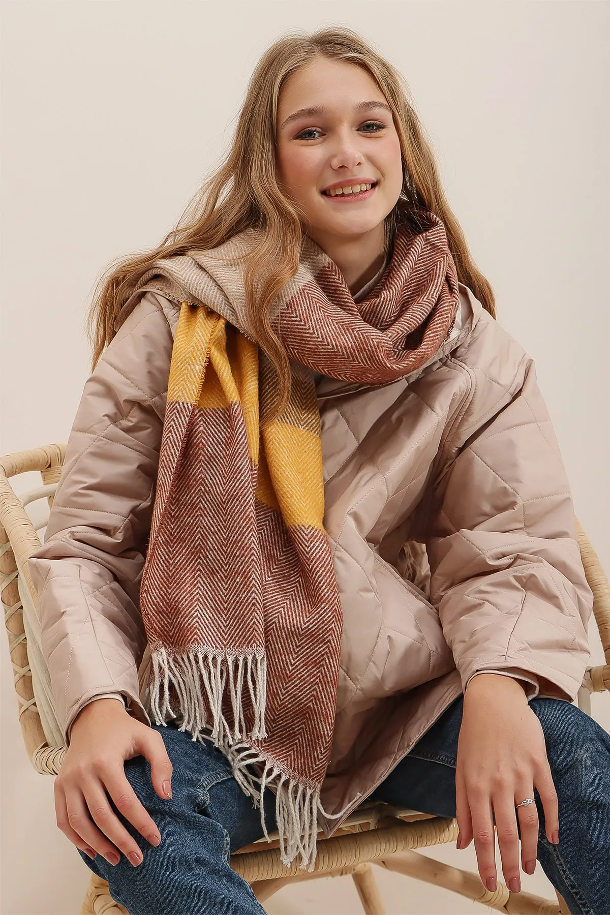 Trend Alaçatı Stili  Burgunderroter gemusterter Schal aus Wollmischung für Damen ALC-A2066