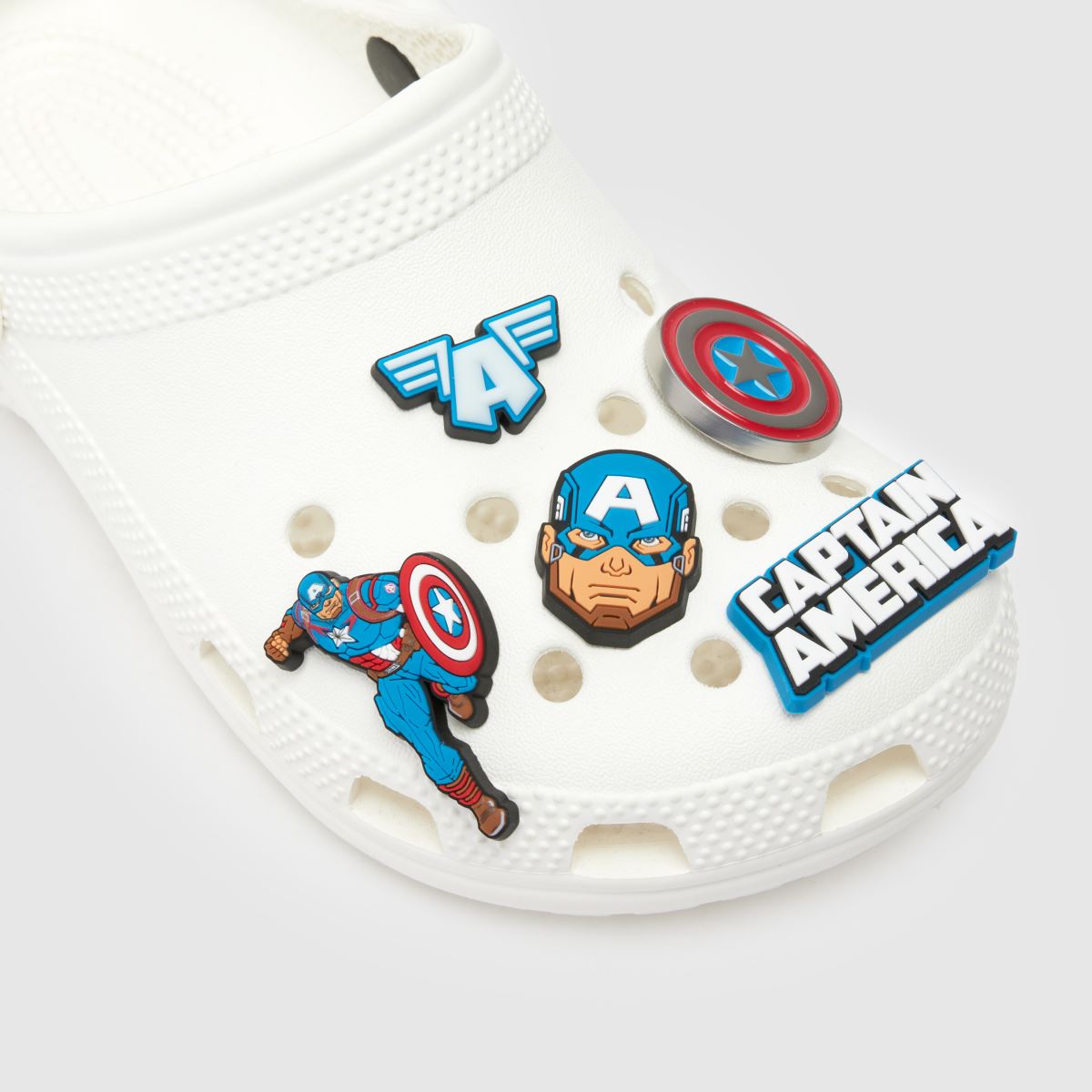 Crocs multifunkciós jibbtiz Amerika Kapitány 5 darabos csomag