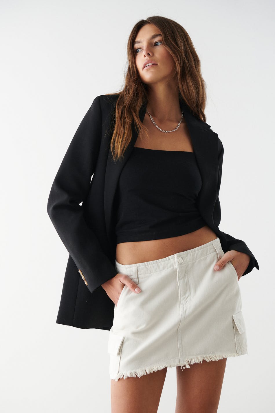 Low cargo denim skirt