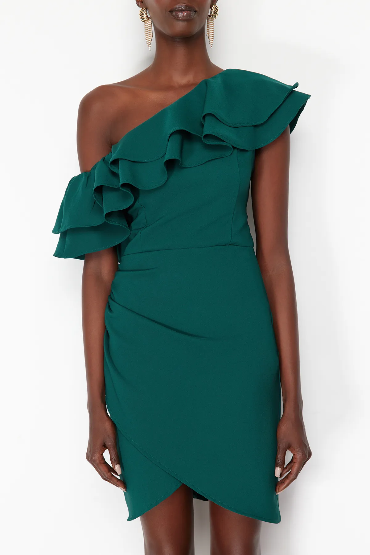 Trendyol Collection  Smaragdgrünes, einärmliges, gerüschtes, elegantes Abendkleid TPRSS24EL00013