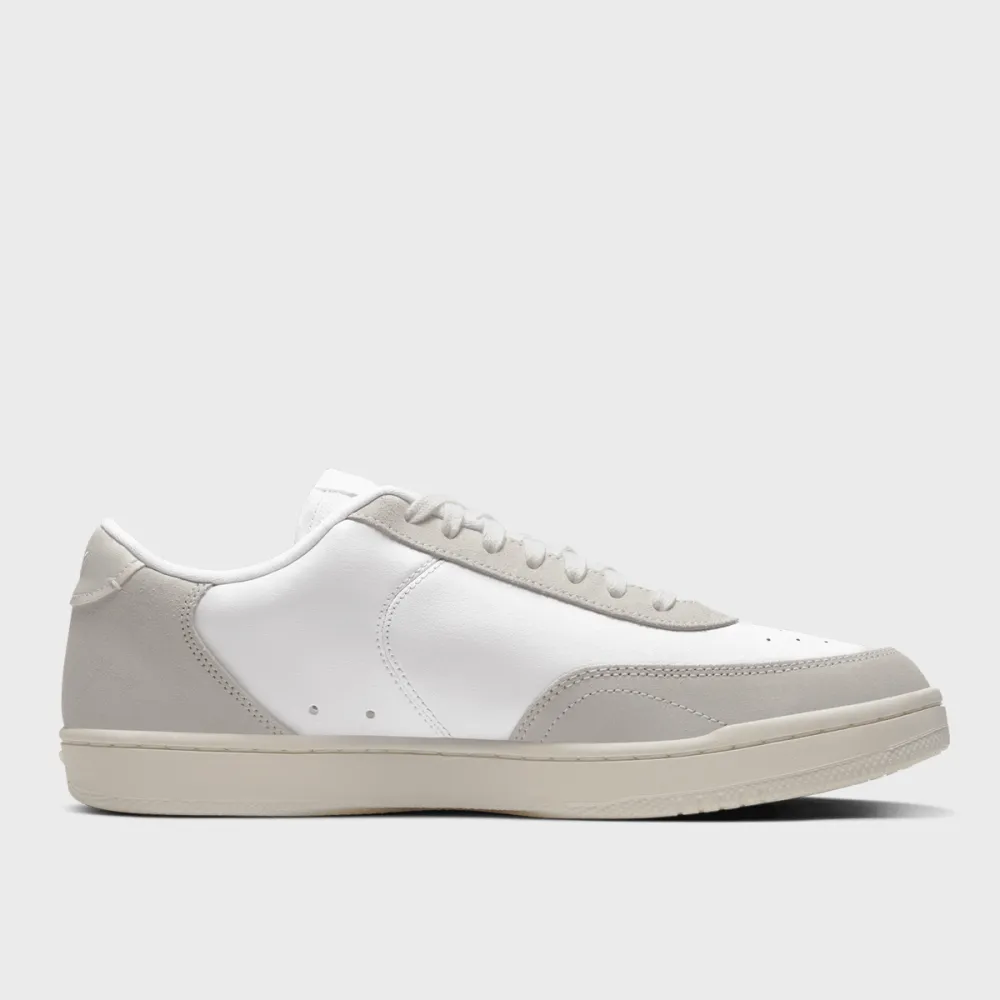 Nike Court Vintage Premium CW7586 100 / weiss