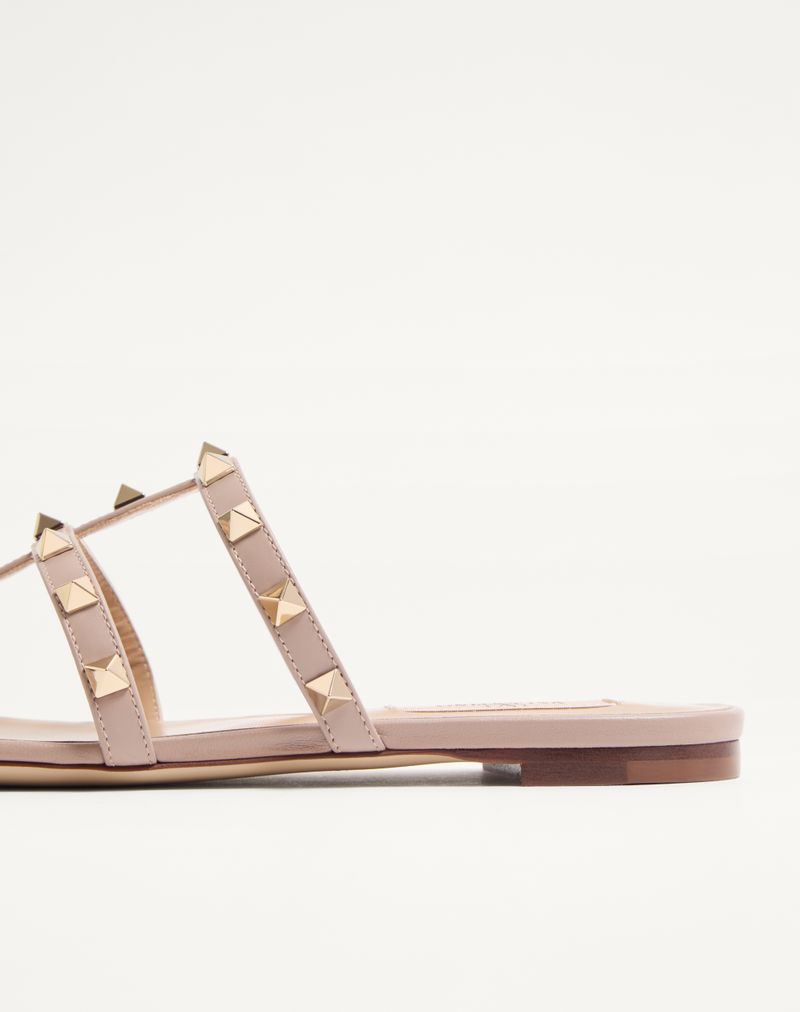 Sandália Rockstud Low Slide em couro de bezerro