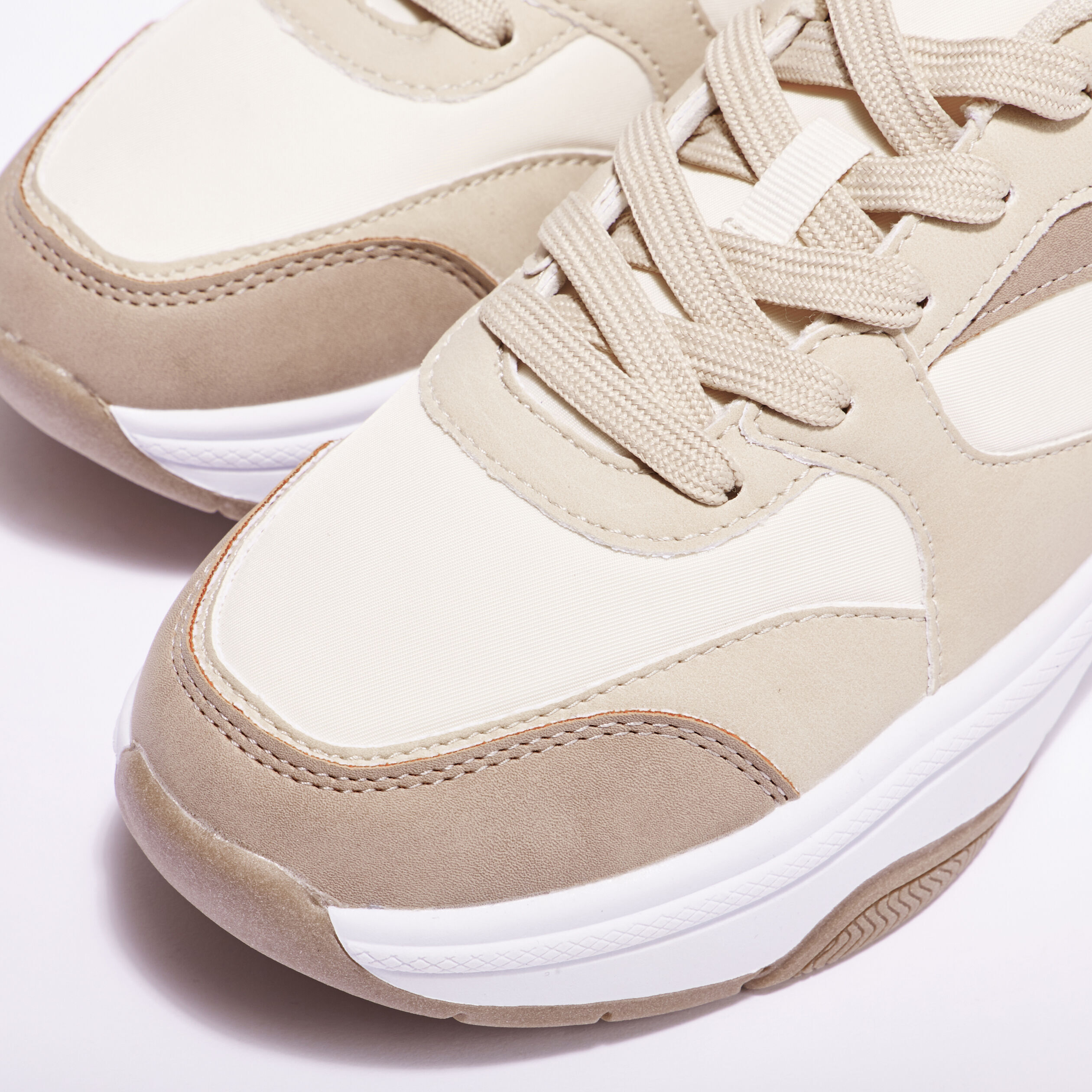 Baskets dad shoes à lacets sable femme | Cache Cache