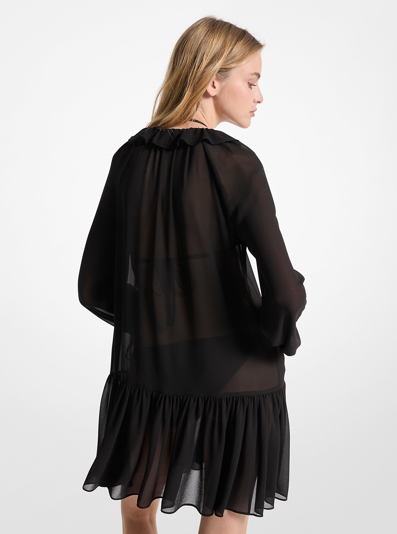 LS Ruffle Minikjole, Monte Carlo-solbriller, Romee-veske, kordfløyelsmykke, flekkete kordfløyelsmykke, Irene Flat Thong-sandal, Stringbikinitruse - SVART