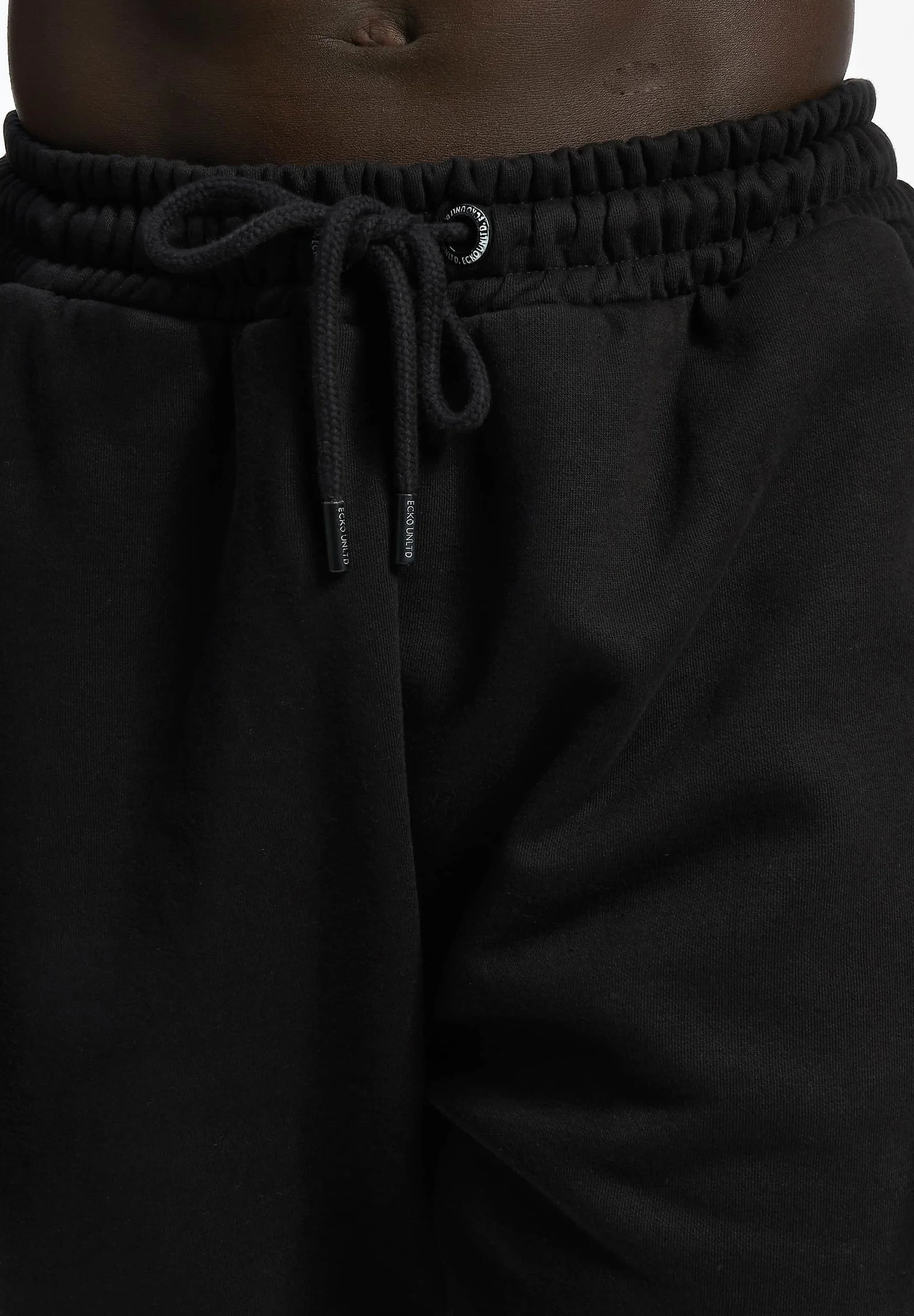 Pantalones deportivos ecko unltd.