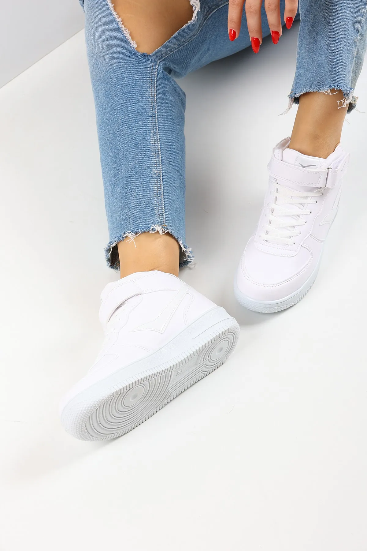 en7  Weiße Unisex Sneakers 2185