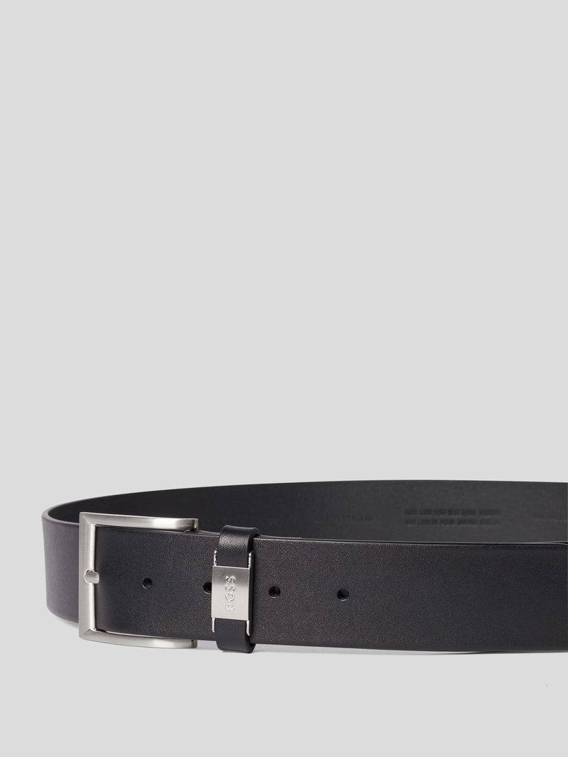 Gürtel in Leder-Optik in schwarz