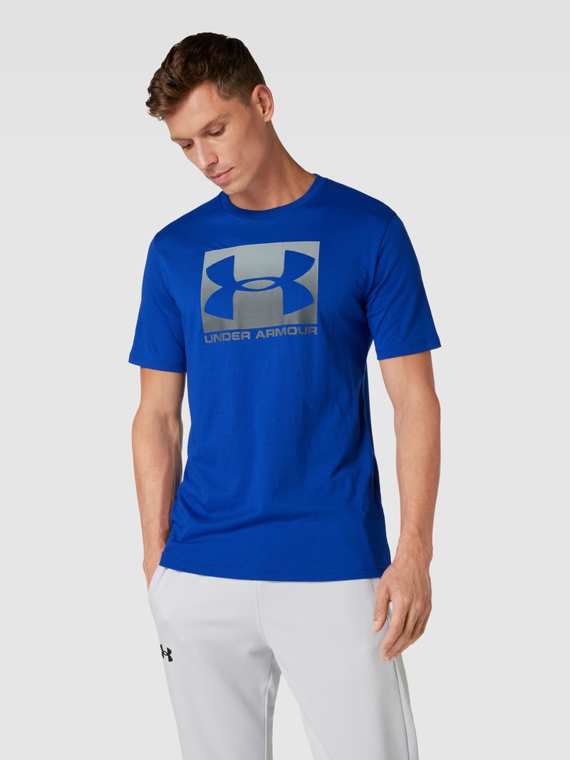 T-Shirt mit Label-Print in royalblau