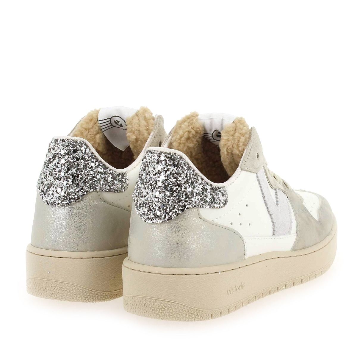 Victoria  1258243 - Argent blanc