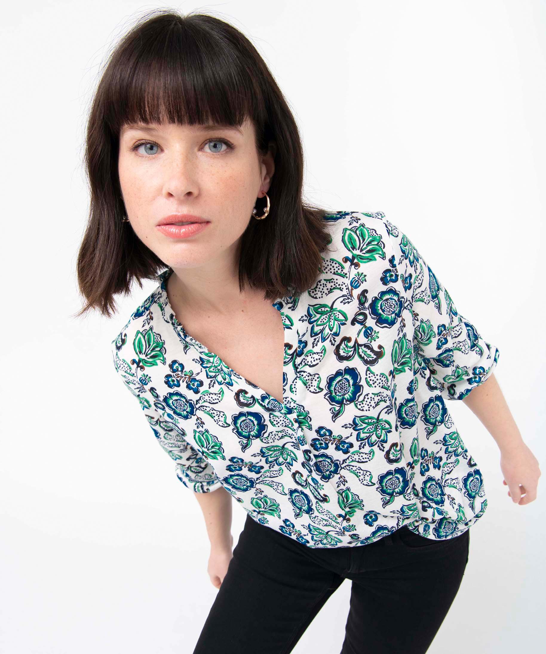 Tee-shirt femme à manches 3/4 avec décolleté en V imprime | GEMO
