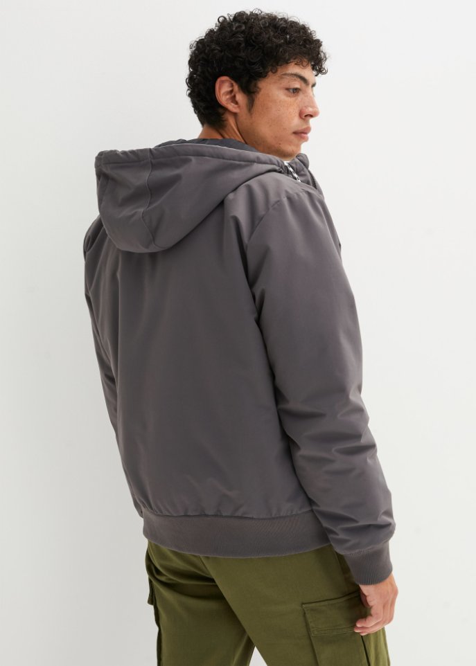 Winterjacke mit Kapuze und recyceltem Polyester