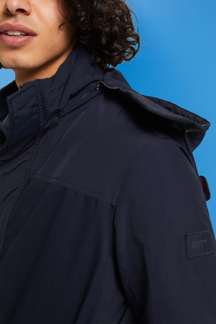 Utility-Jacke mit abnehmbarer Kapuze