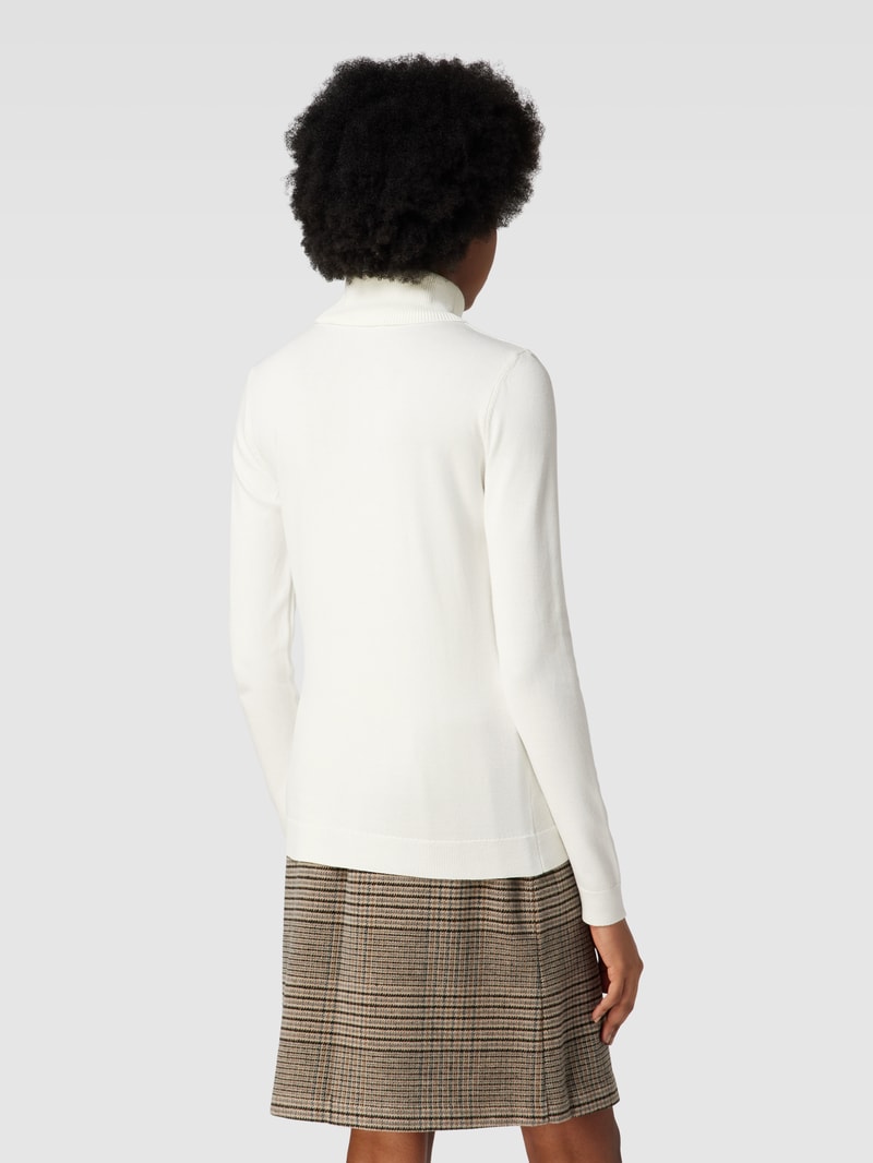 Rollkragenpullover in unifarbenem Design mit Label-Detail in offwhite