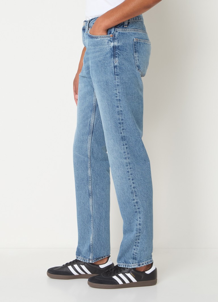 SAMSØE SAMSØE Cosmo straight leg jeans made of organic cotton with a medium wash