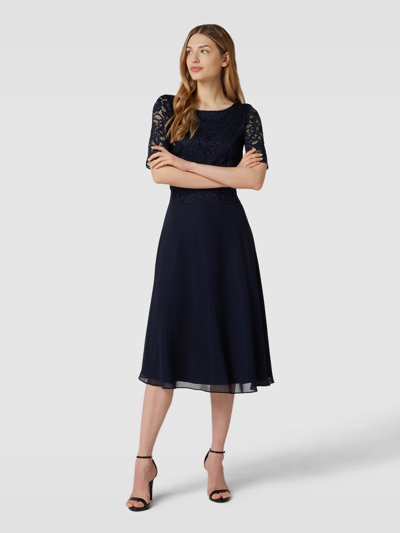 Cocktailkleid mit Spitzenbesatz in marineblau