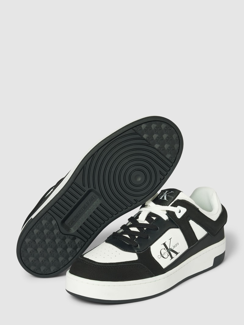 Sneaker aus Leder in Two-Tone-Machart in black