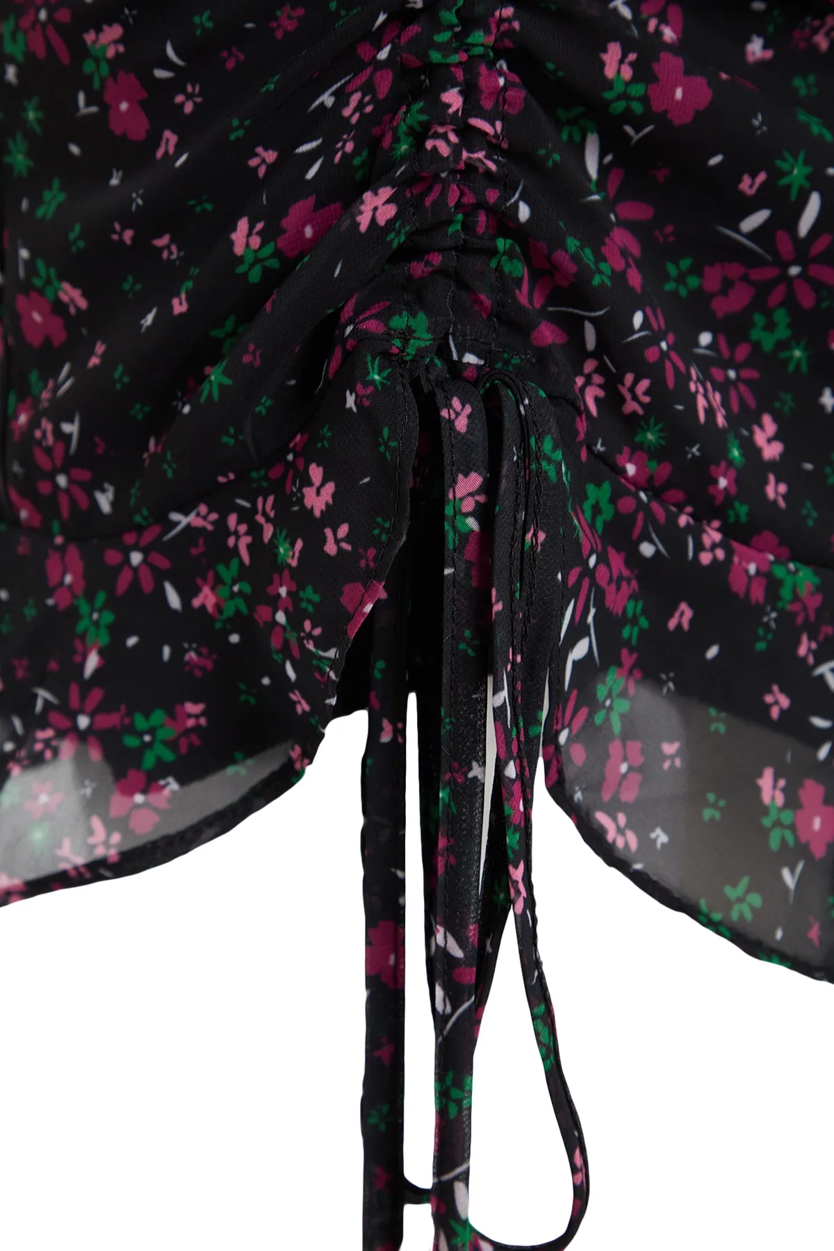 Trendyol Collection  Rosa Rock-detailliertes Webkleid TWOAW22EL0700