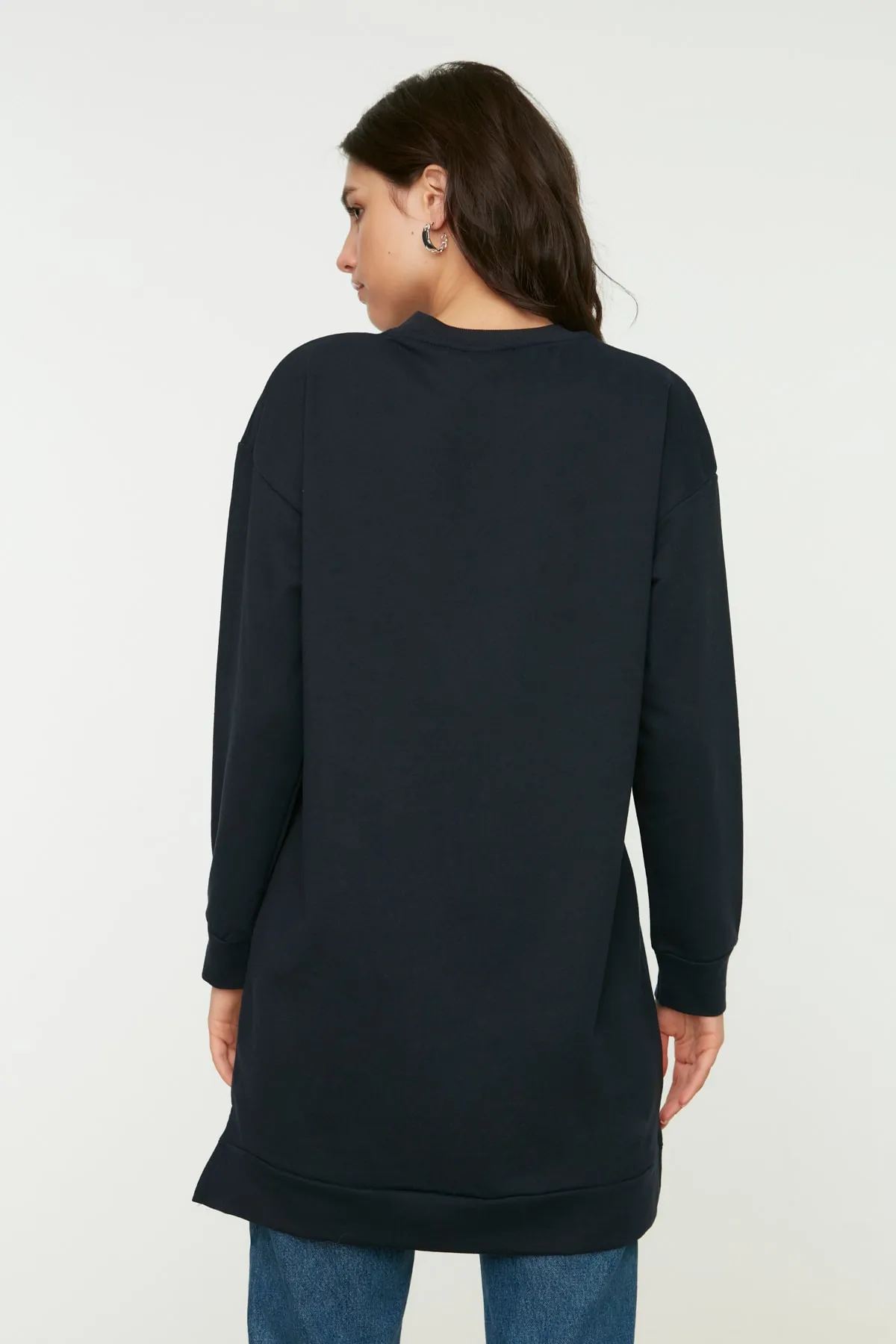 Trendyol Modest  Marineblau-Ecru 2er-Pack Basic-Strick-Sweatshirt mit Rundhalsausschnitt TCTAW22TW0152