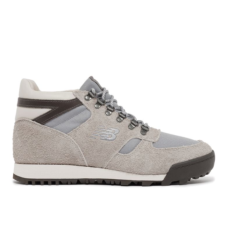 New Balance Rainier raincloud
