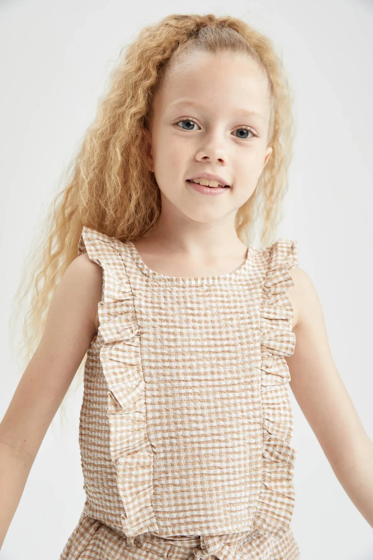 DeFacto  Ärmellose Gingham-Bluse mit Rundhalsausschnitt für Mädchen
