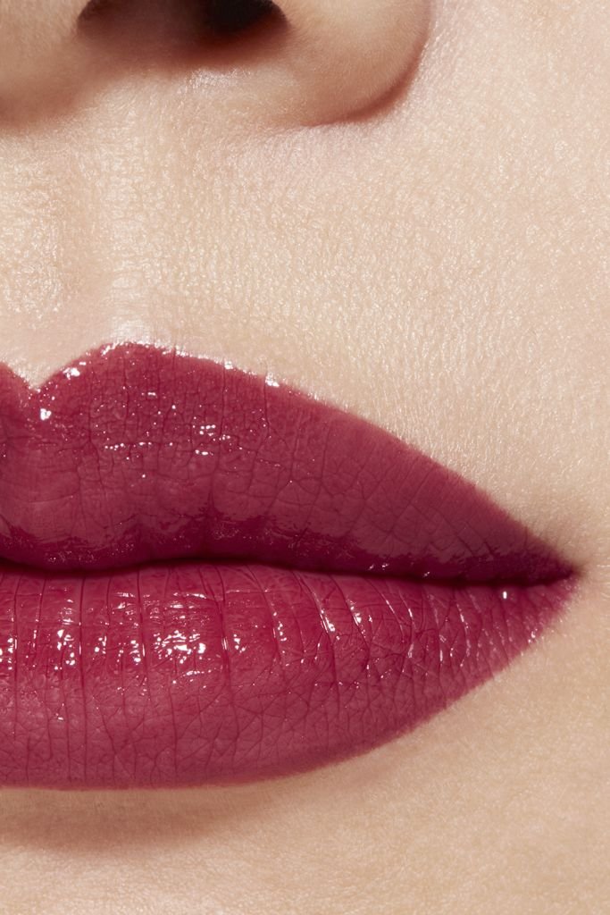 CHANEL ROUGE COCO DER LIPPENSTIFT MIT KONTINUIERLICHER FEUCHTIGKEITSWIRKUNG