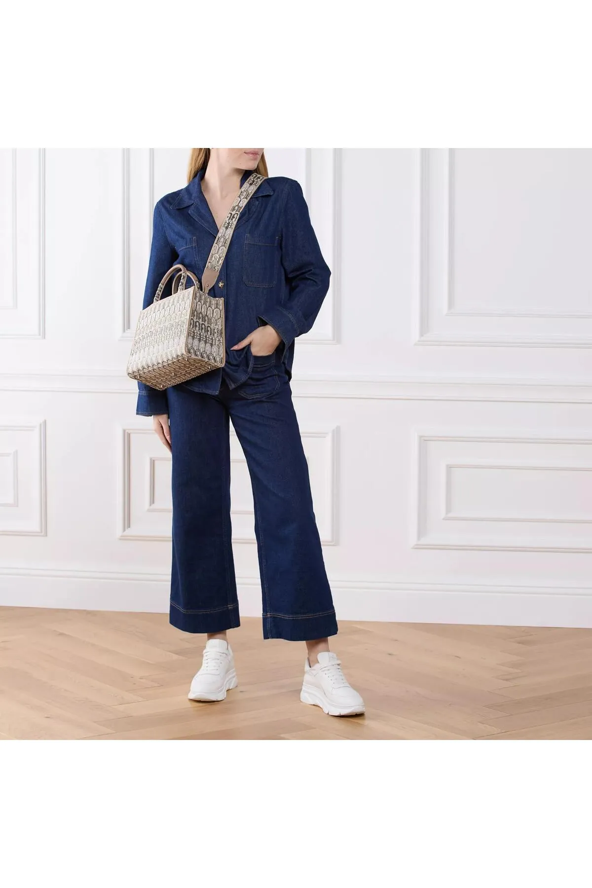 FURLA  Opportunity S Tote Toni Farbe Gold
