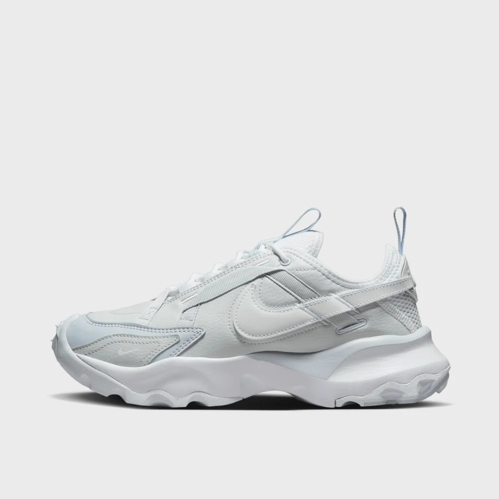 Nike TC 7900 Premium PRM 2 FB8941-043 / grau