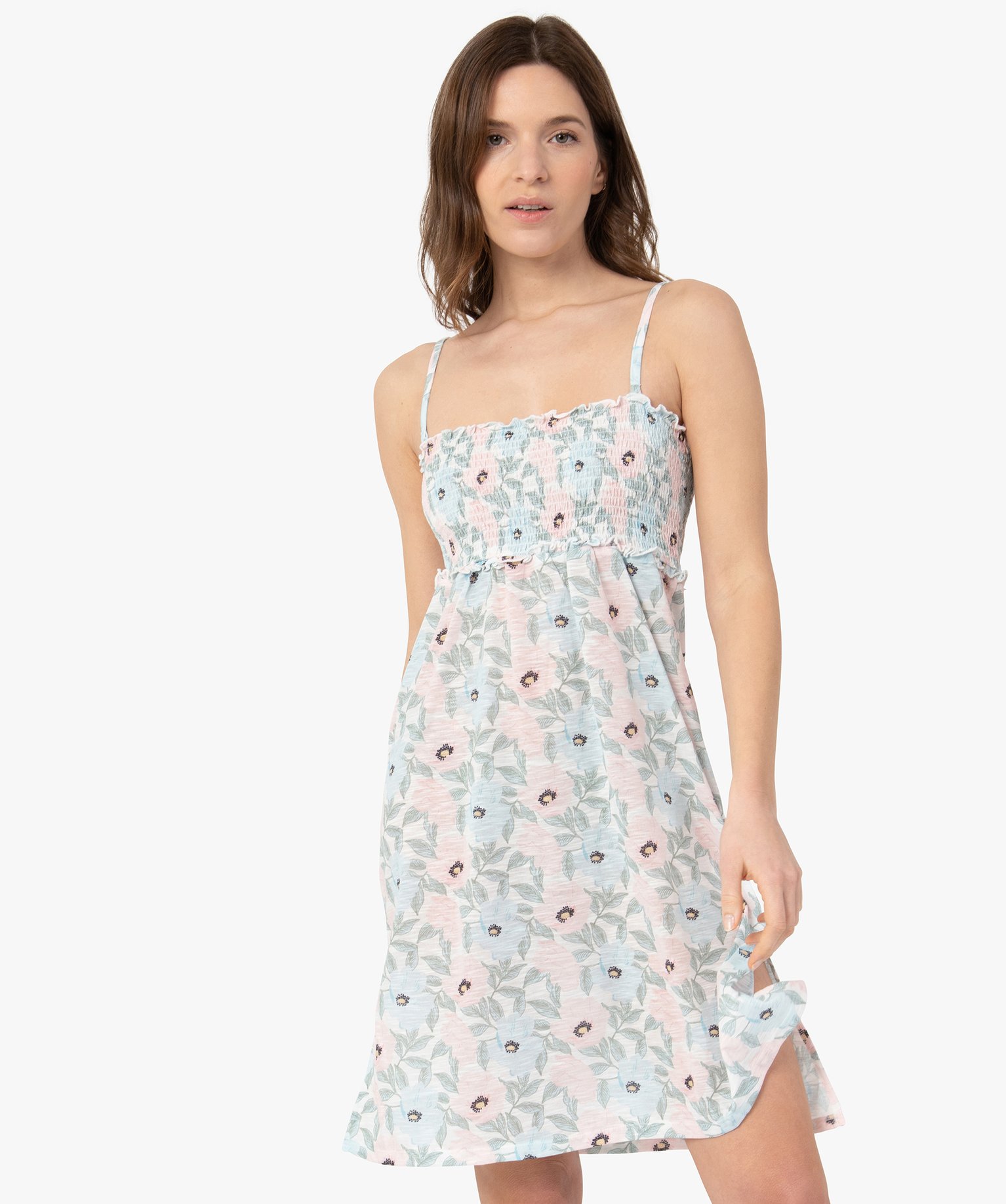 Robe de plage femme avec buste smocké et fines bretelles imprime | GEMO