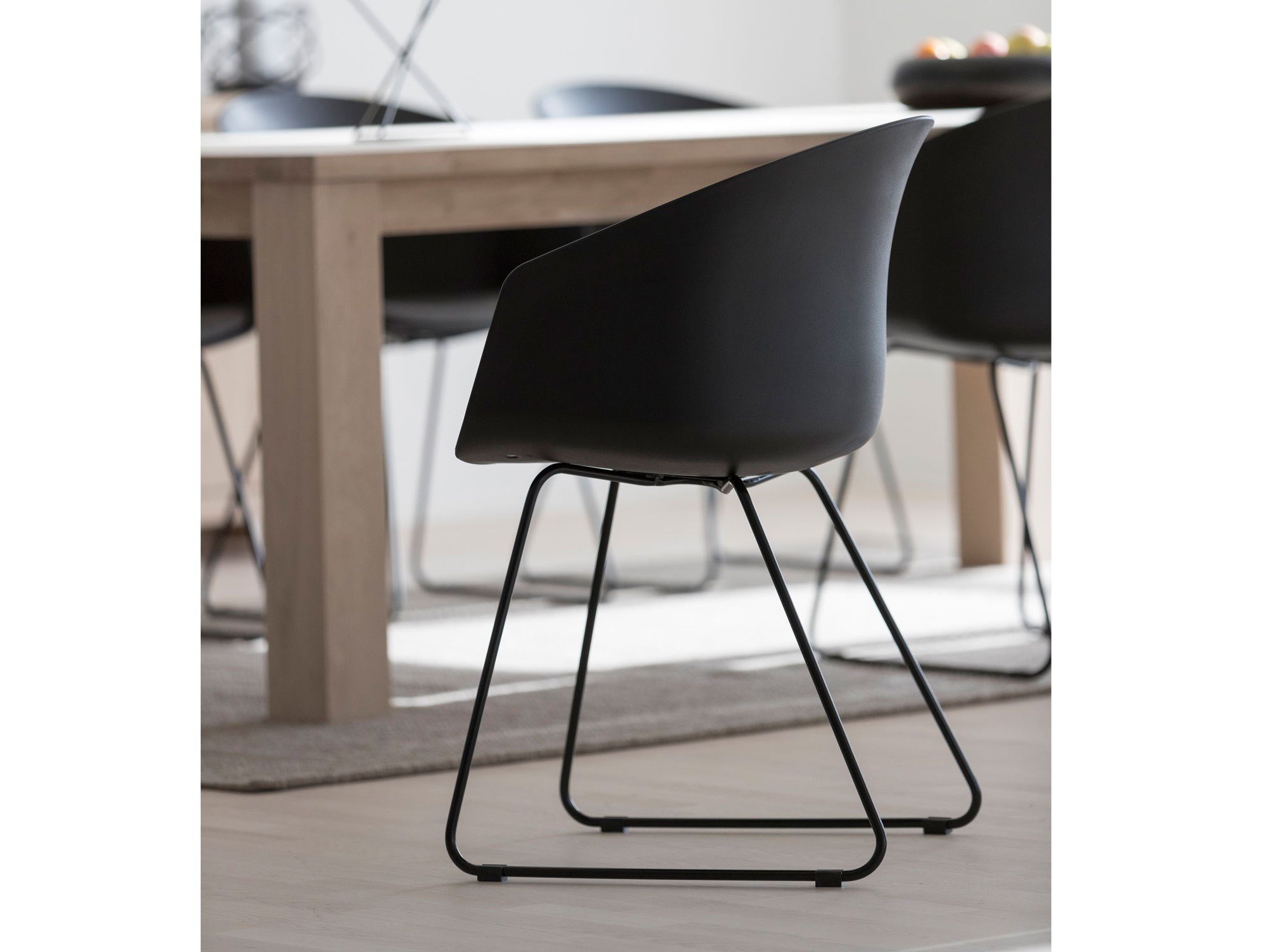 Moebel-Eins Schalenstuhl, MARRY Schalenstuhl, Material Kunststoff, schwarz/grau