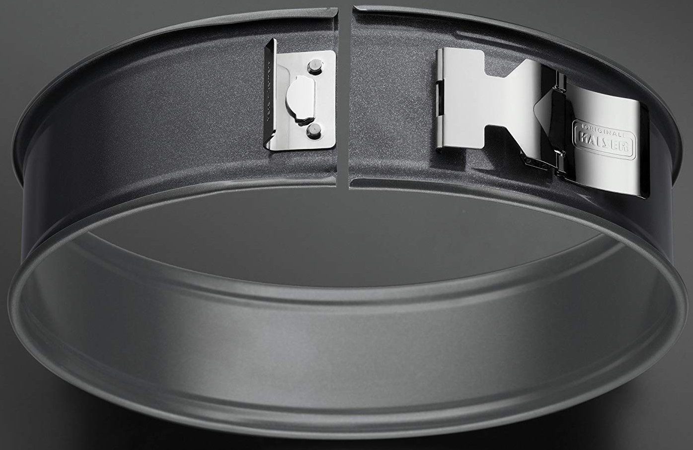 Kaiser Backformen Springform La Forme Plus, Ø 26cm rund mit 2 Böden, Made in Germany