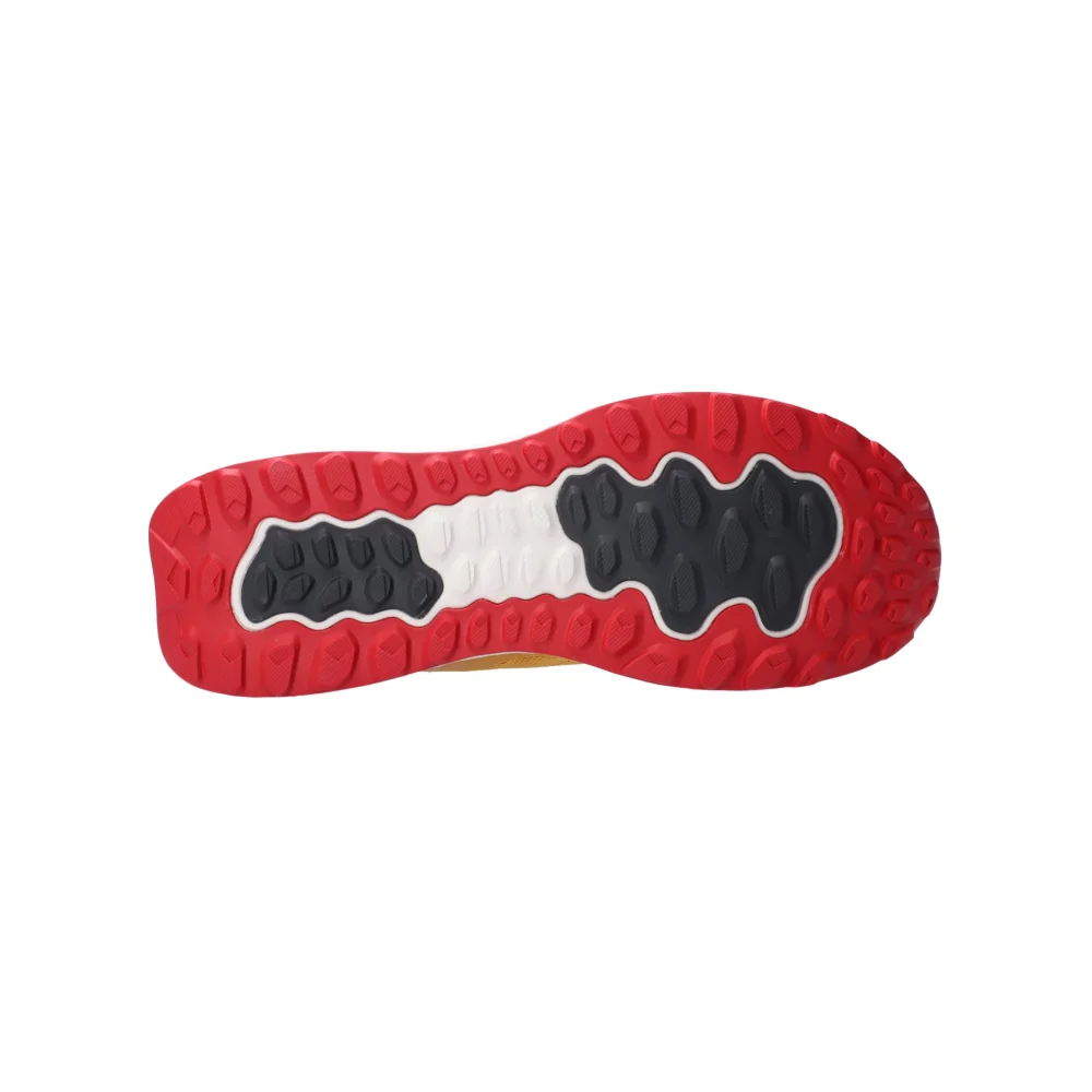 New Balance Fresh Foam Garo Garoe MTGARO-LY / gelb