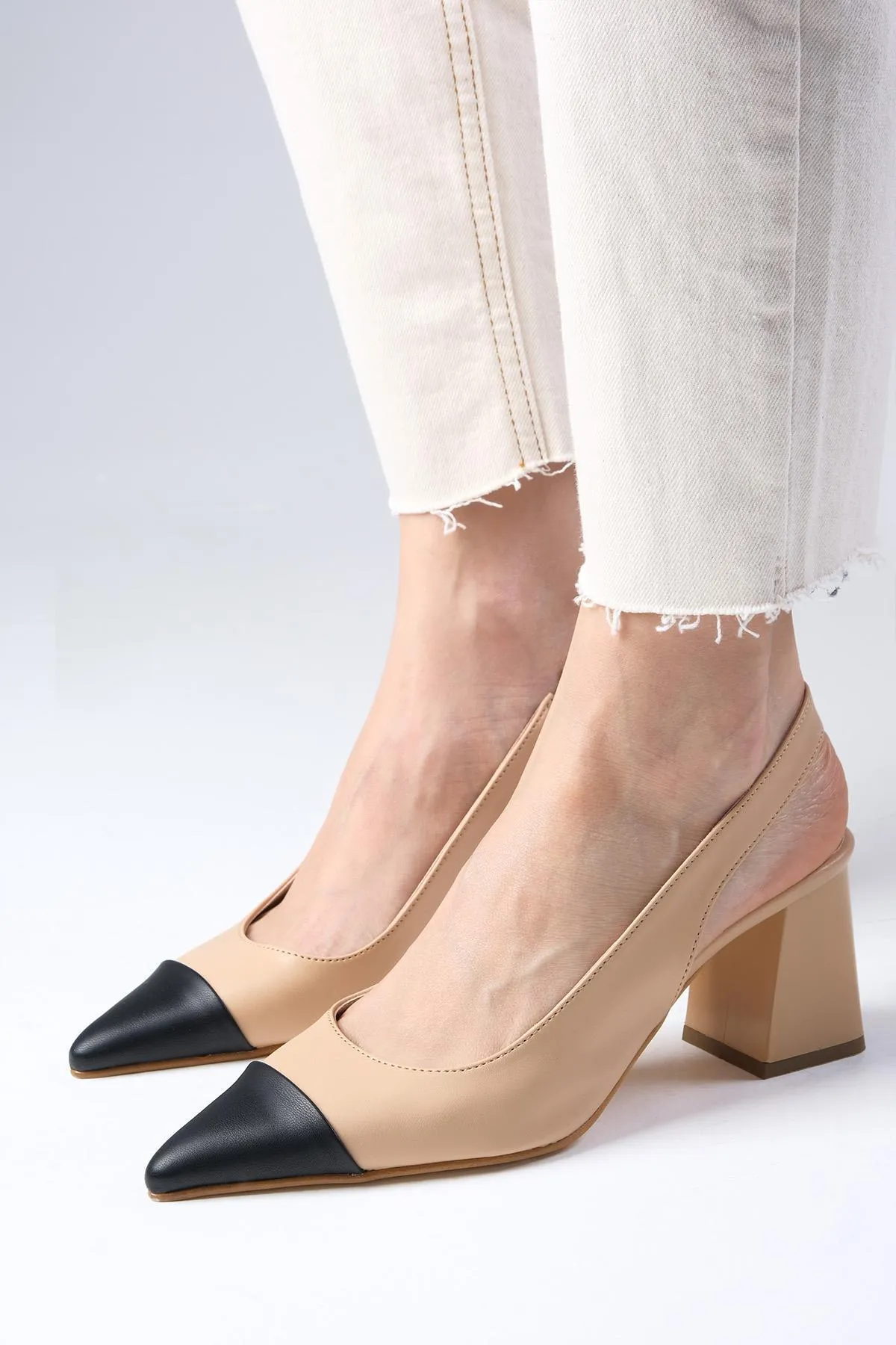 Mio Gusto  Natalie Nude Pointed Toe Open Back Thick Heeled Shoes