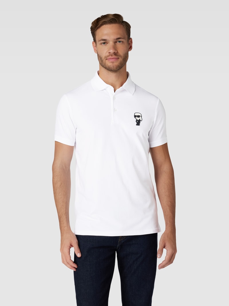 Poloshirt mit Motiv-Patch in weiß