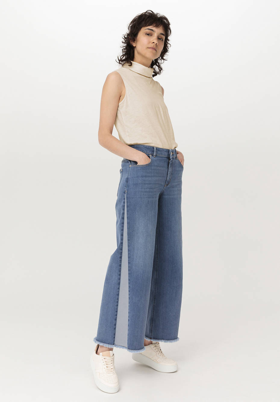 Jeans ALVA Mid Rise Wide Leg aus Bio-Denim