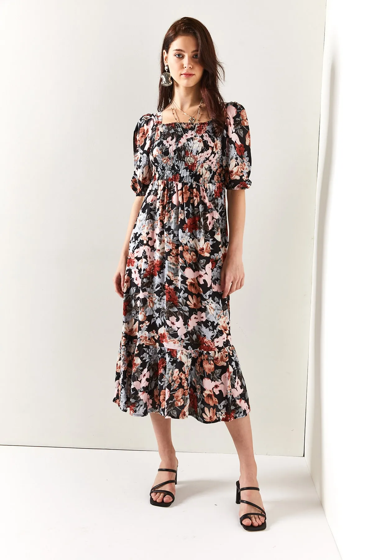 Olalook  Damen-Kleid aus gewebter Viskose in Schwarz mit Puder-Gimped-Motiv ELB-19001483