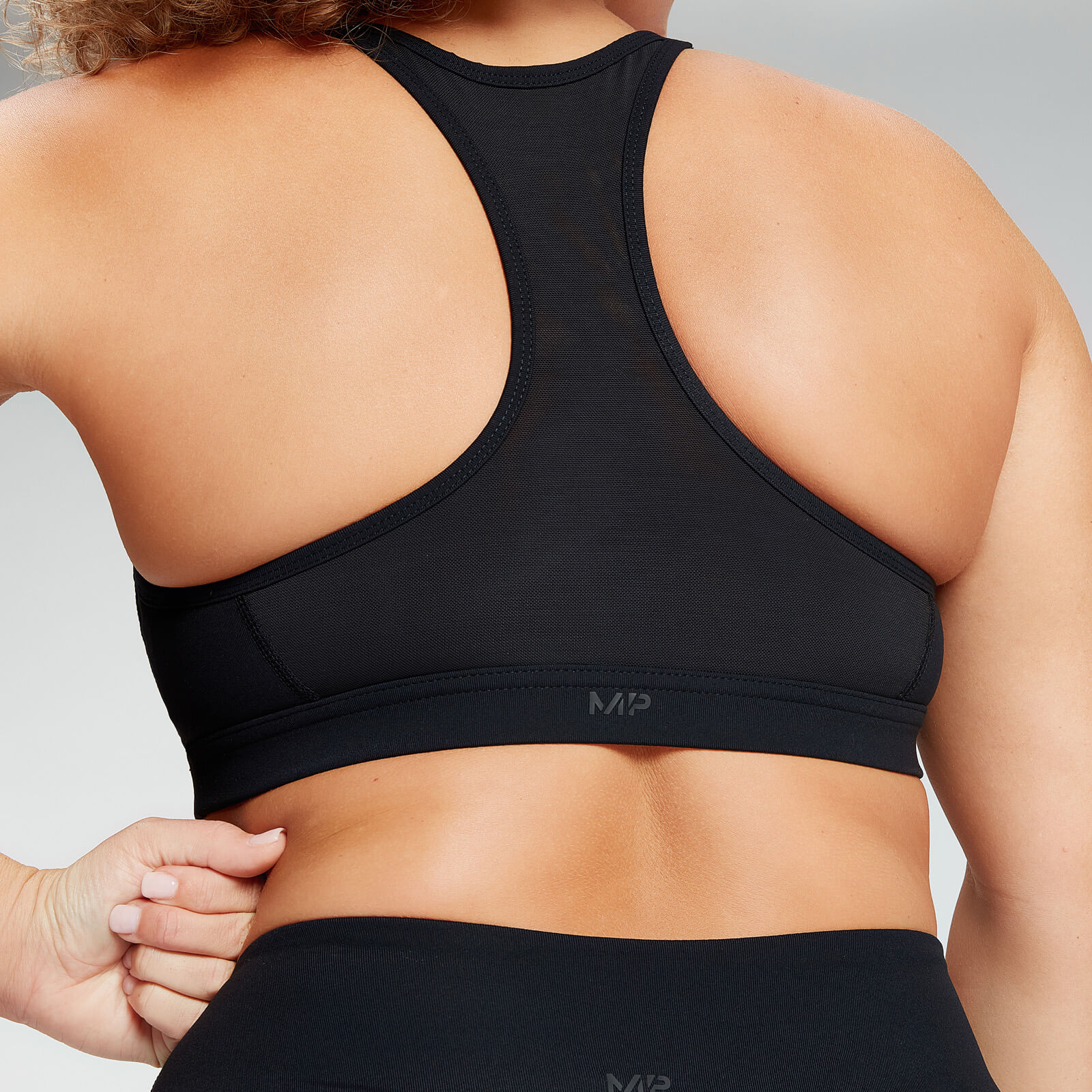 Brassière de sport MP Power en résille pour femmes – Noir