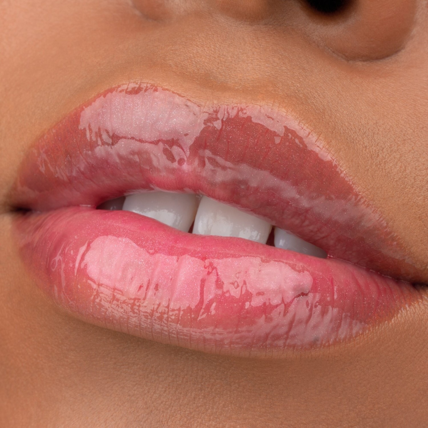 Essence JUICY BOMB