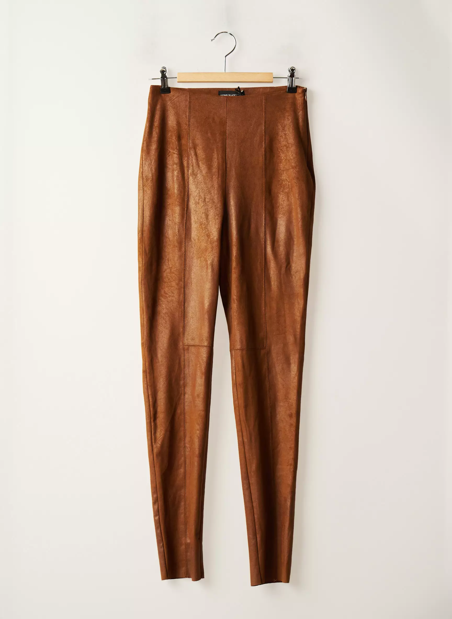 Astrid Black Label Pantalons Slim Femme couleur marron