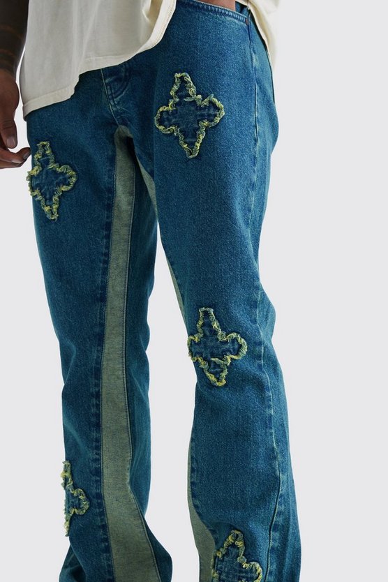 Slim-Fit Schlagjeans mit Applikation