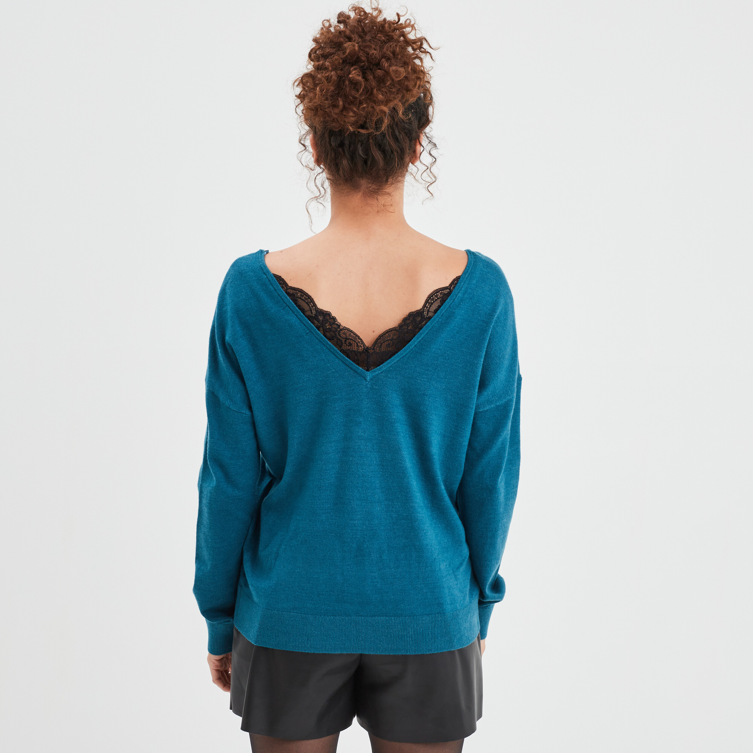Pull dos en V avec dentelle bleu canard femme | La Halle