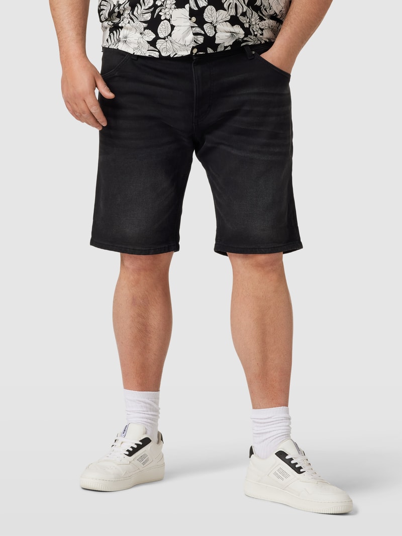 PLUS SIZE Jeansshorts mit Gesäßtaschen in schwarz