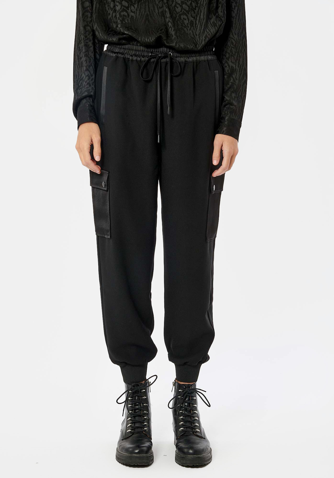 PLAYA  Pantalon cargo noir femme
